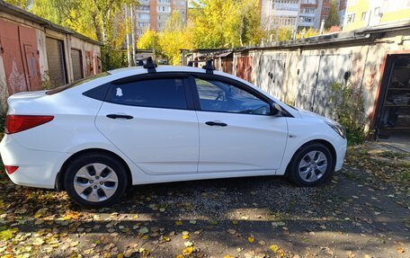Hyundai Solaris II рестайлинг, 2014 год, 900 000 рублей, 5 фотография