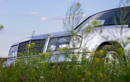 Mercedes-Benz W124, 1985 год, 400 000 рублей, 10 фотография