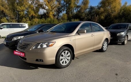 Toyota Camry, 2006 год, 1 100 000 рублей, 2 фотография