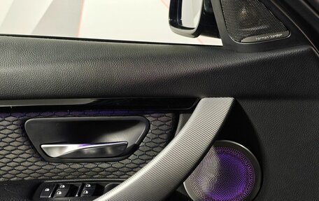BMW 3 серия, 2018 год, 2 900 000 рублей, 18 фотография