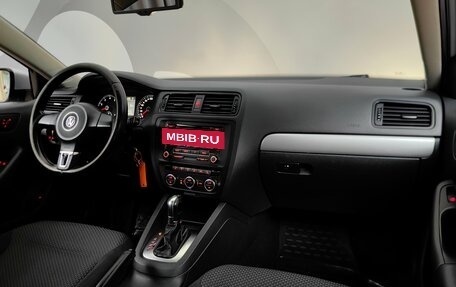 Volkswagen Jetta VI, 2012 год, 799 000 рублей, 13 фотография