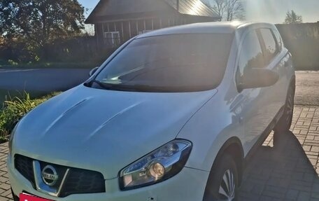 Nissan Qashqai, 2010 год, 820 000 рублей, 2 фотография