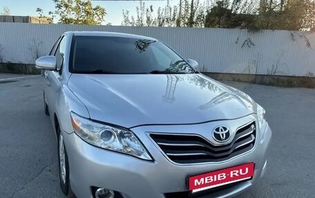Toyota Camry, 2011 год, 1 399 000 рублей, 2 фотография