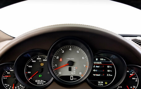 Porsche Cayenne III, 2016 год, 3 995 000 рублей, 13 фотография
