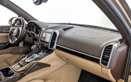 Porsche Cayenne III, 2016 год, 3 995 000 рублей, 11 фотография