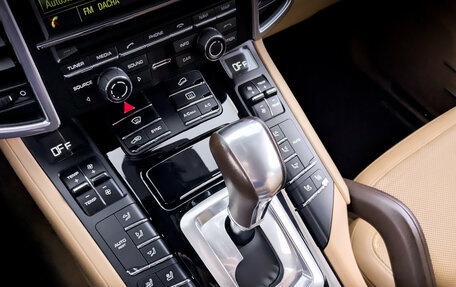 Porsche Cayenne III, 2016 год, 3 995 000 рублей, 30 фотография