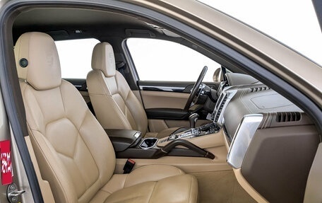 Porsche Cayenne III, 2016 год, 3 995 000 рублей, 24 фотография