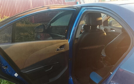 Chevrolet Aveo III, 2013 год, 700 000 рублей, 4 фотография
