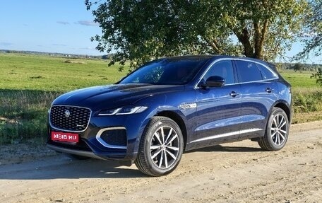 Jaguar F-Pace, 2021 год, 1 фотография