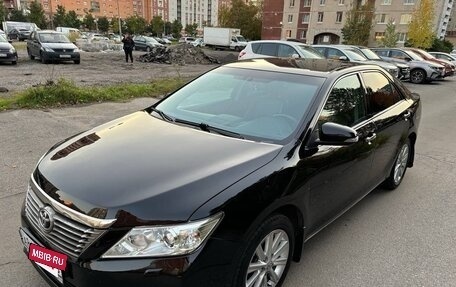 Toyota Camry, 2014 год, 1 800 000 рублей, 2 фотография