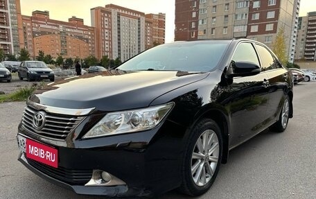Toyota Camry, 2014 год, 1 800 000 рублей, 10 фотография