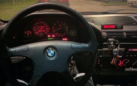 BMW 5 серия, 1988 год, 550 000 рублей, 8 фотография