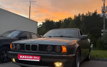 BMW 5 серия, 1988 год, 550 000 рублей, 2 фотография