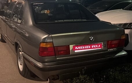 BMW 5 серия, 1988 год, 550 000 рублей, 4 фотография