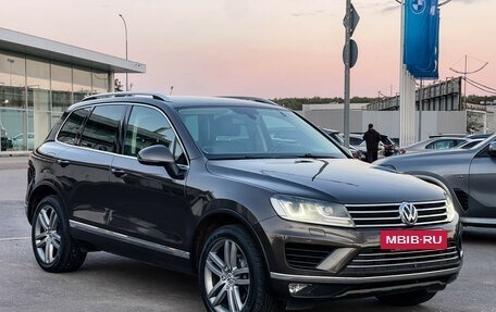Volkswagen Touareg III, 2015 год, 2 797 000 рублей, 3 фотография