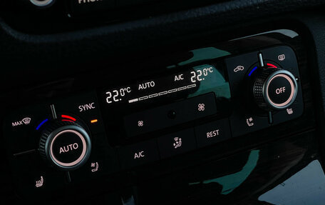 Volkswagen Touareg III, 2015 год, 2 797 000 рублей, 18 фотография