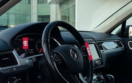 Volkswagen Touareg III, 2015 год, 2 797 000 рублей, 13 фотография