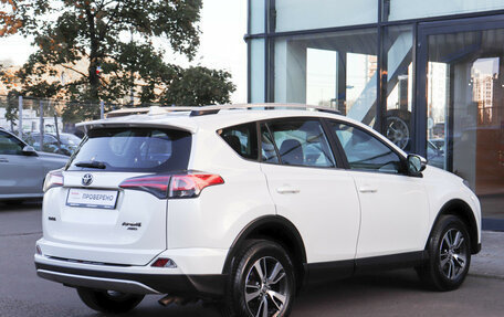 Toyota RAV4, 2017 год, 2 229 000 рублей, 4 фотография