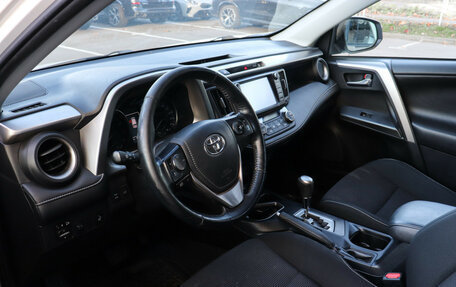 Toyota RAV4, 2017 год, 2 229 000 рублей, 7 фотография