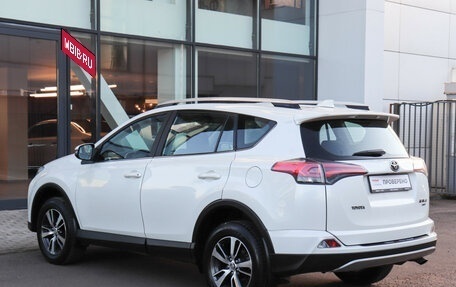 Toyota RAV4, 2017 год, 2 229 000 рублей, 6 фотография