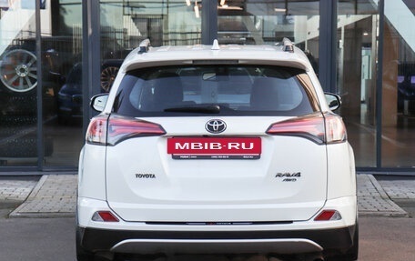 Toyota RAV4, 2017 год, 2 229 000 рублей, 5 фотография