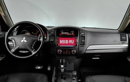 Mitsubishi Pajero IV, 2014 год, 2 299 000 рублей, 12 фотография