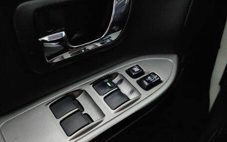 Mitsubishi Pajero IV, 2014 год, 2 299 000 рублей, 24 фотография