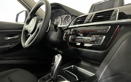 BMW 3 серия, 2016 год, 1 770 000 рублей, 24 фотография