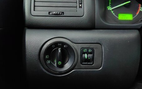 Skoda Octavia IV, 2003 год, 348 000 рублей, 20 фотография