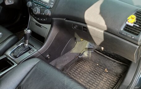 Honda Accord VIII рестайлинг, 2007 год, 930 000 рублей, 13 фотография