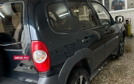 Chevrolet Niva I рестайлинг, 2012 год, 420 000 рублей, 3 фотография