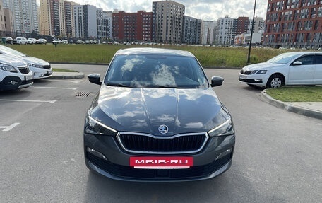 Skoda Rapid II, 2021 год, 1 670 000 рублей, 2 фотография