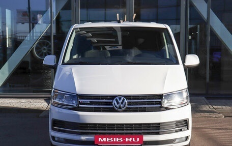 Volkswagen Caravelle T6 рестайлинг, 2019 год, 3 799 000 рублей, 2 фотография