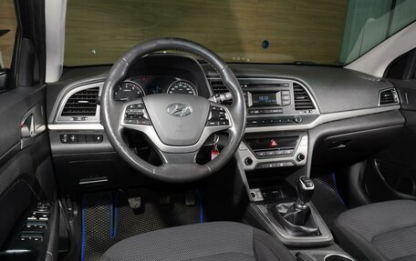 Hyundai Elantra VI рестайлинг, 2018 год, 1 228 000 рублей, 6 фотография