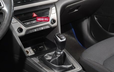 Hyundai Elantra VI рестайлинг, 2018 год, 1 228 000 рублей, 17 фотография