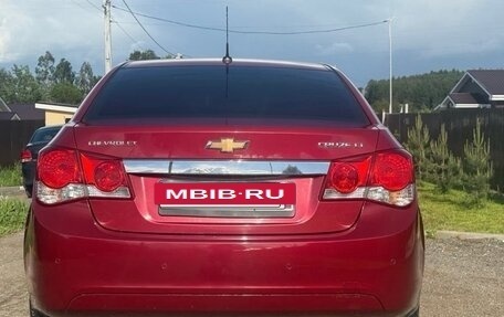 Chevrolet Cruze II, 2010 год, 680 000 рублей, 24 фотография