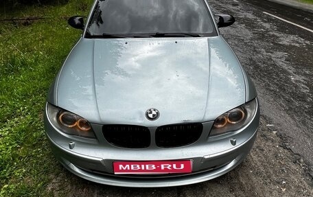 BMW 1 серия, 2007 год, 500 000 рублей, 1 фотография