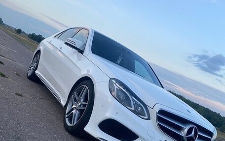 Mercedes-Benz E-Класс, 2013 год, 2 570 000 рублей, 2 фотография