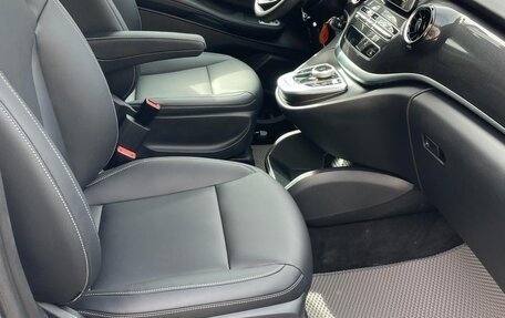 Mercedes-Benz V-Класс, 2019 год, 4 200 000 рублей, 7 фотография