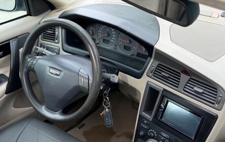 Volvo S60 III, 2001 год, 310 000 рублей, 14 фотография