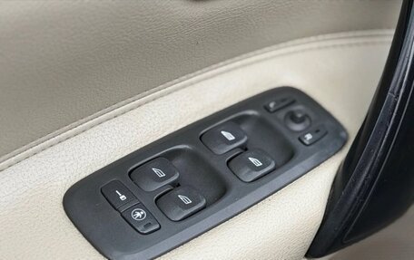 Volvo S60 III, 2001 год, 310 000 рублей, 18 фотография