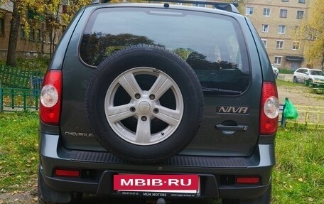 Chevrolet Niva I рестайлинг, 2013 год, 700 000 рублей, 2 фотография