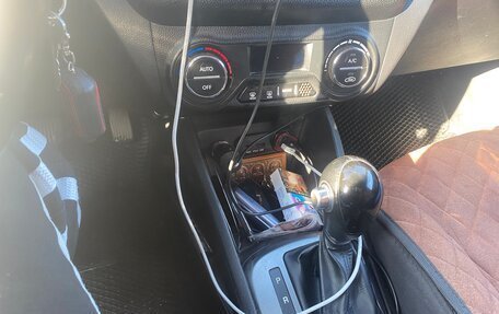 KIA Rio III рестайлинг, 2014 год, 758 000 рублей, 7 фотография