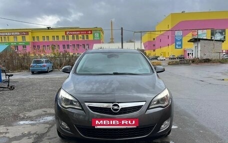Opel Astra J, 2011 год, 777 777 рублей, 8 фотография