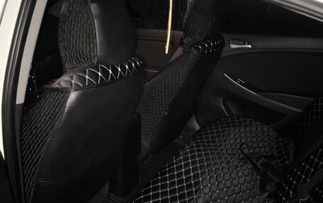 Hyundai Solaris II рестайлинг, 2016 год, 575 000 рублей, 6 фотография