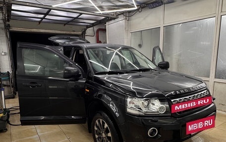 Land Rover Freelander II рестайлинг 2, 2014 год, 1 690 000 рублей, 13 фотография