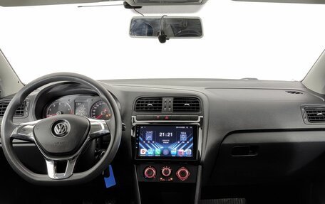 Volkswagen Polo VI (EU Market), 2018 год, 1 230 000 рублей, 13 фотография