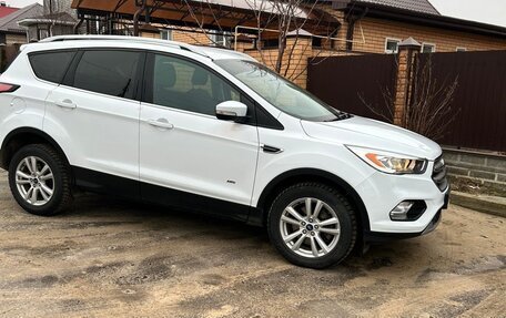Ford Kuga III, 2017 год, 1 820 000 рублей, 2 фотография