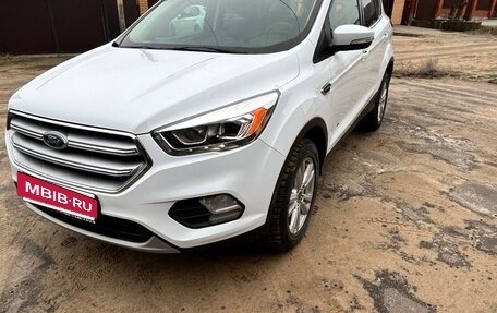 Ford Kuga III, 2017 год, 1 820 000 рублей, 8 фотография