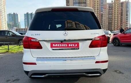 Mercedes-Benz GL-Класс, 2013 год, 2 150 000 рублей, 4 фотография